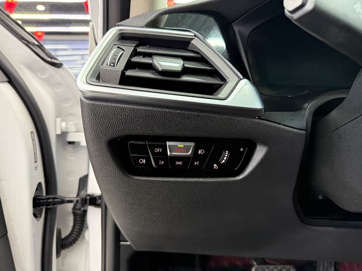 Фото 9 - BMW 3 Series