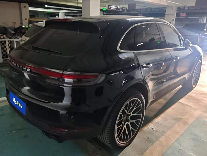 Фото 3 - Porsche Macan