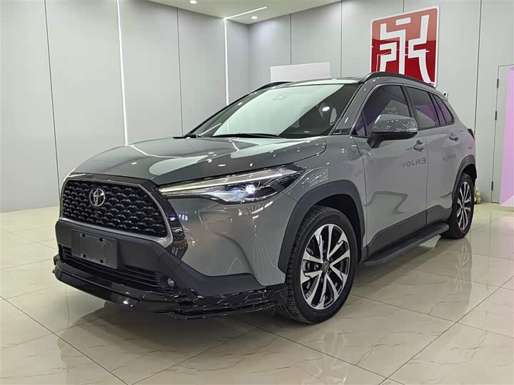 Фото 1 - Toyota Corolla Cross