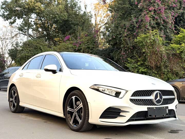 Фото 2 - Mercedes-Benz A-Class