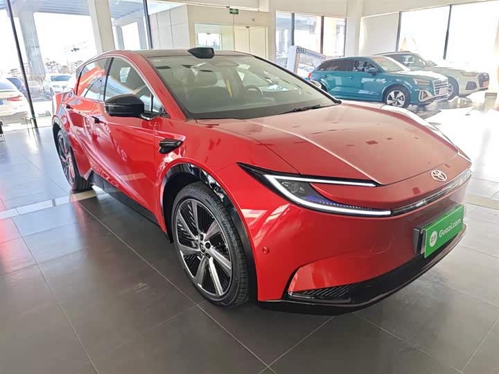 Фото 4 - Toyota bZ5