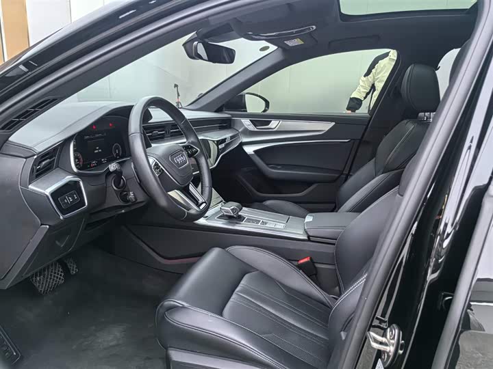 Фото 7 - Audi A6L