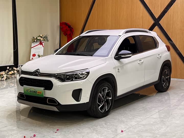 Фото 1 - Citroen C3-XR