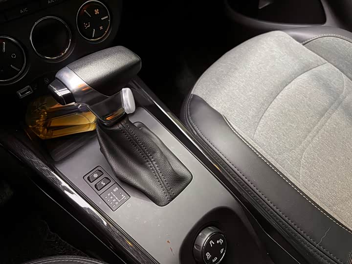 Фото 6 - Citroen C3-XR