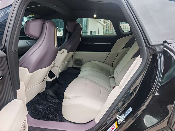 Фото 7 - Avatr 12