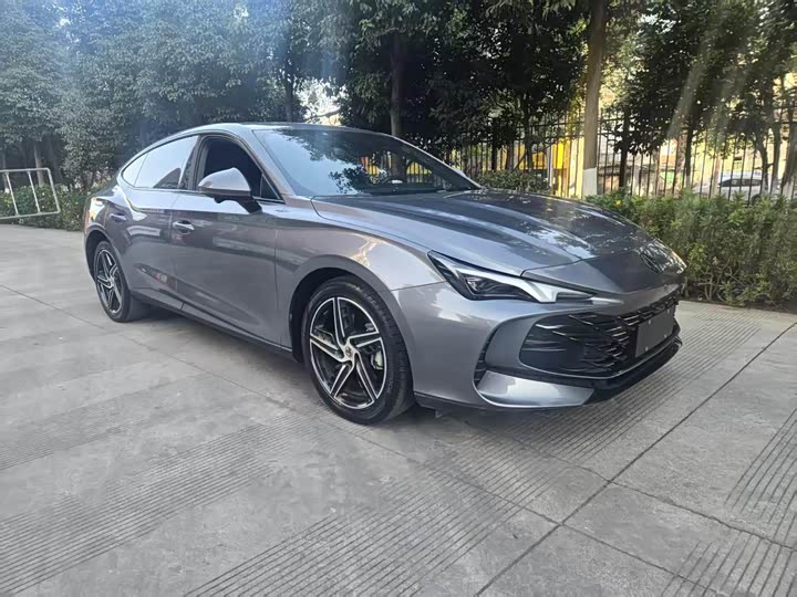 Фото 3 - MG Motor 7