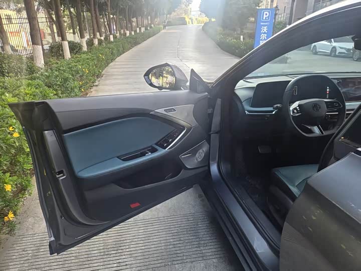 Фото 6 - MG Motor 7