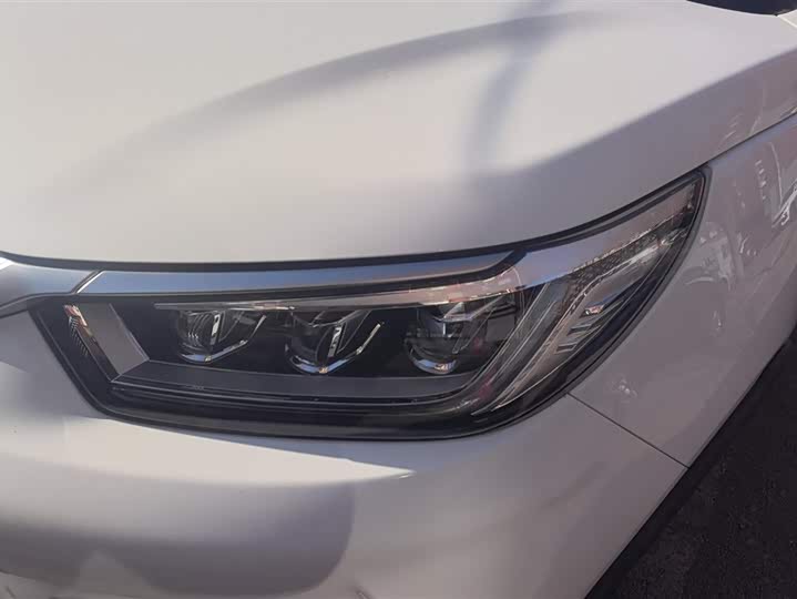 Фото 5 - BYD Yuan Pro