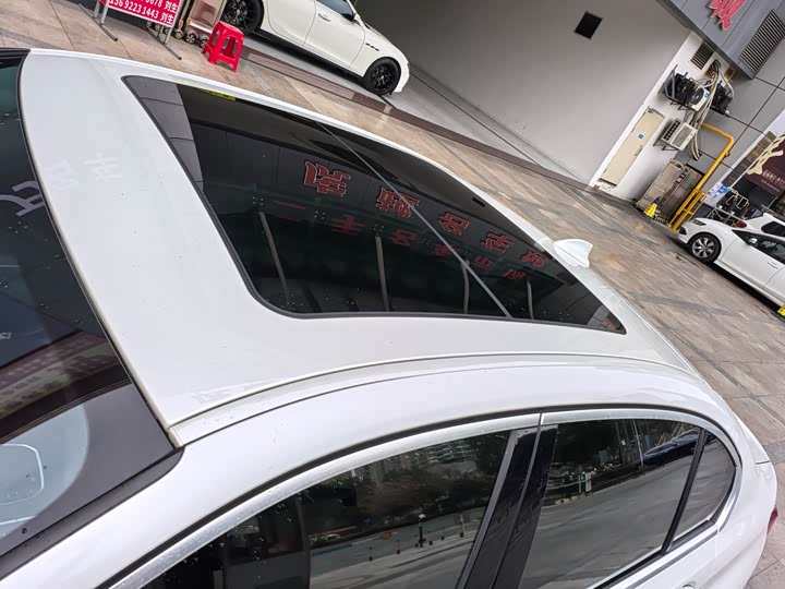 Фото 8 - BMW 3 Series