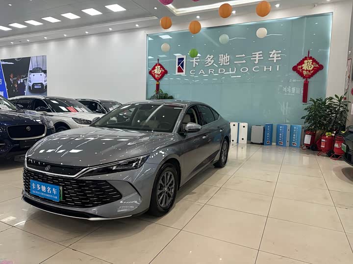 Фото 1 - BYD Qin L
