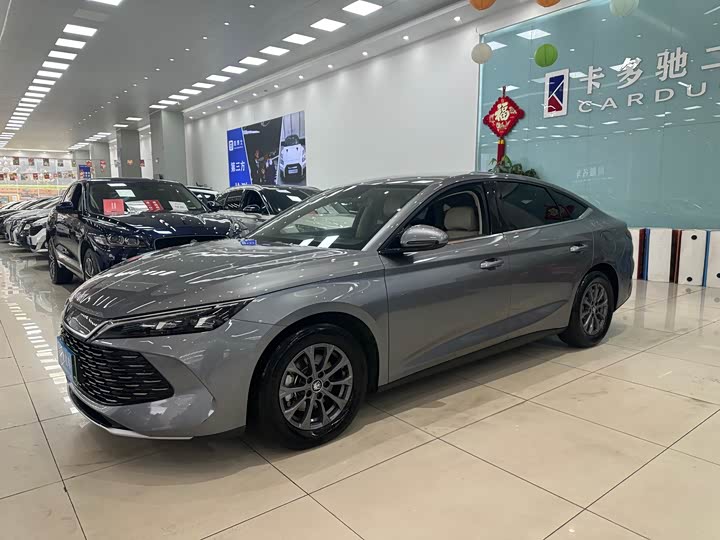 Фото 2 - BYD Qin L