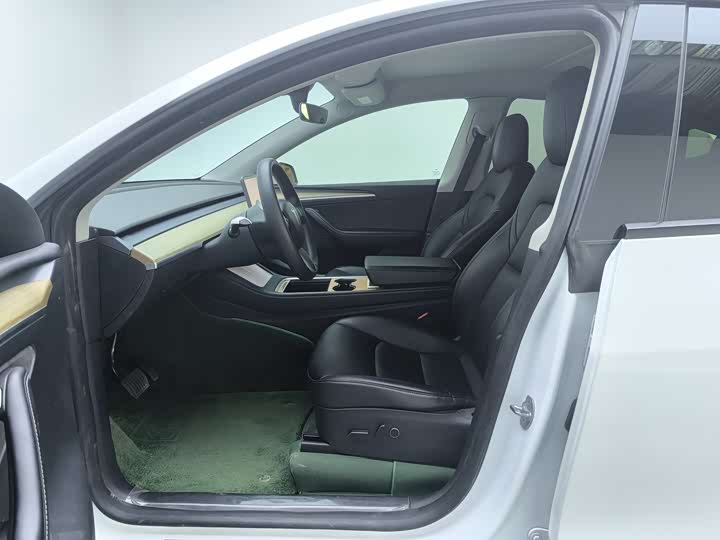 Фото 7 - Tesla Model Y