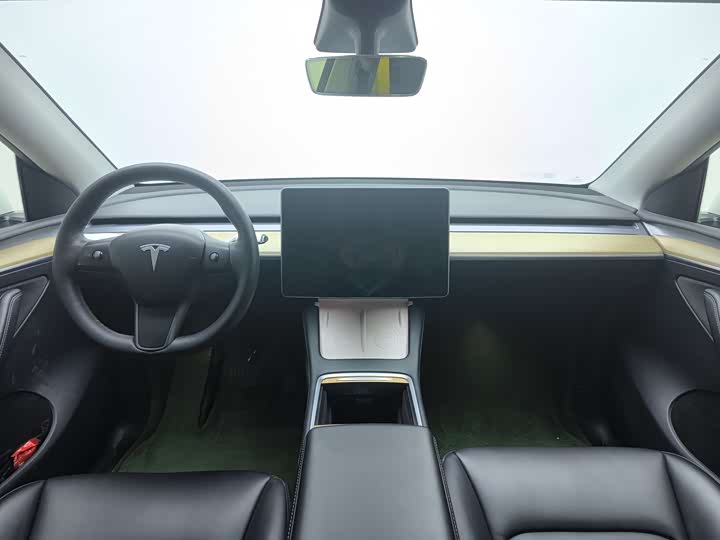 Фото 9 - Tesla Model Y