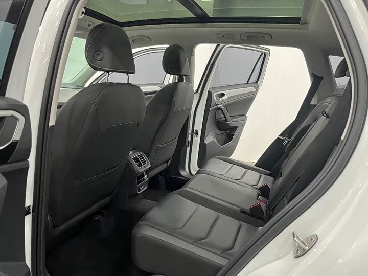 Фото 6 - Volkswagen Tayron