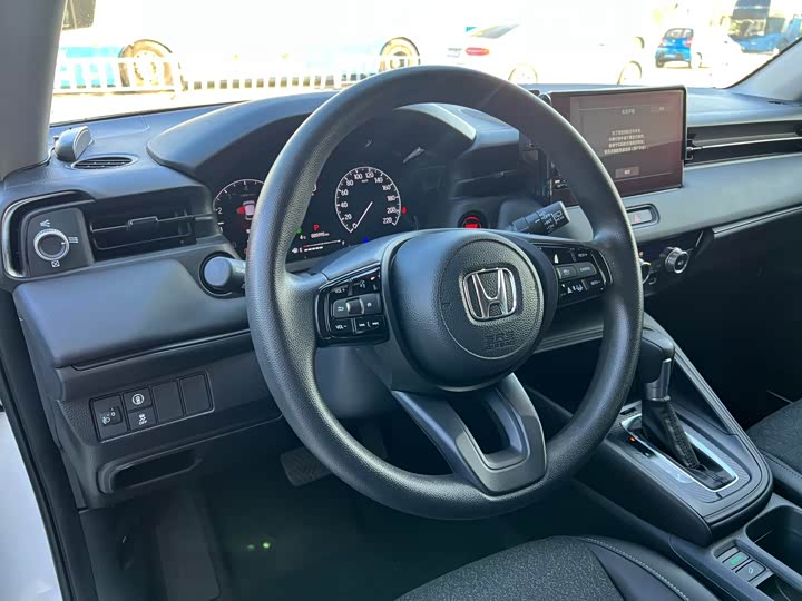 Фото 6 - Honda Vezel