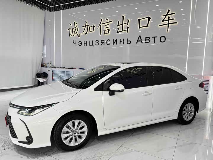 Фото 1 - Toyota Corolla