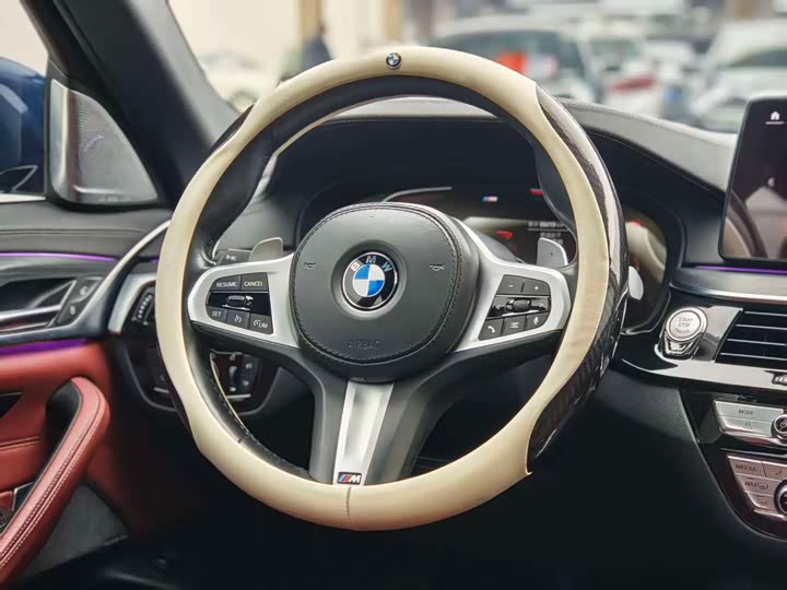 Фото 5 - BMW 5 Series