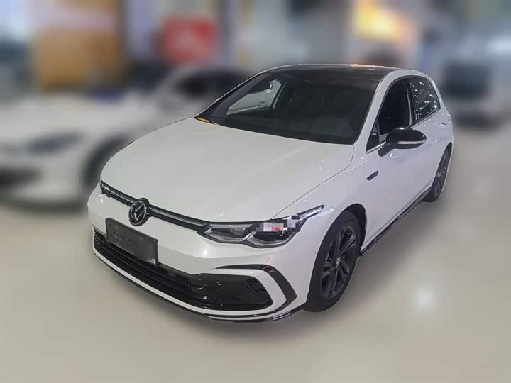 Фото 1 - Volkswagen Golf