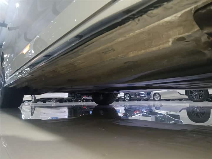 Фото 2 - Volkswagen Golf