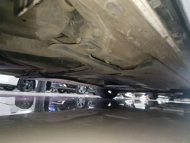 Фото 4 - Volkswagen Golf