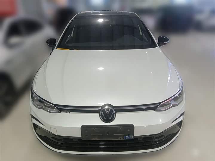 Фото 5 - Volkswagen Golf