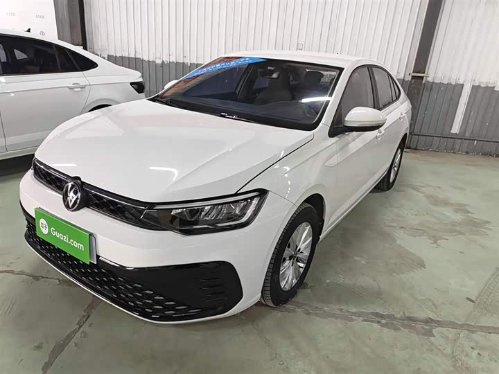 Фото 1 - Volkswagen Lavida