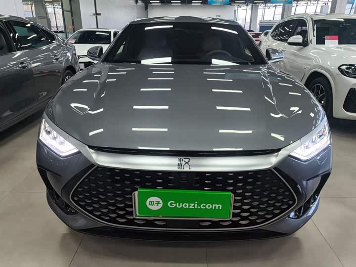 Фото 3 - BYD Han