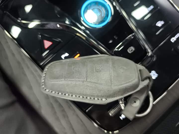 Фото 9 - BYD Han