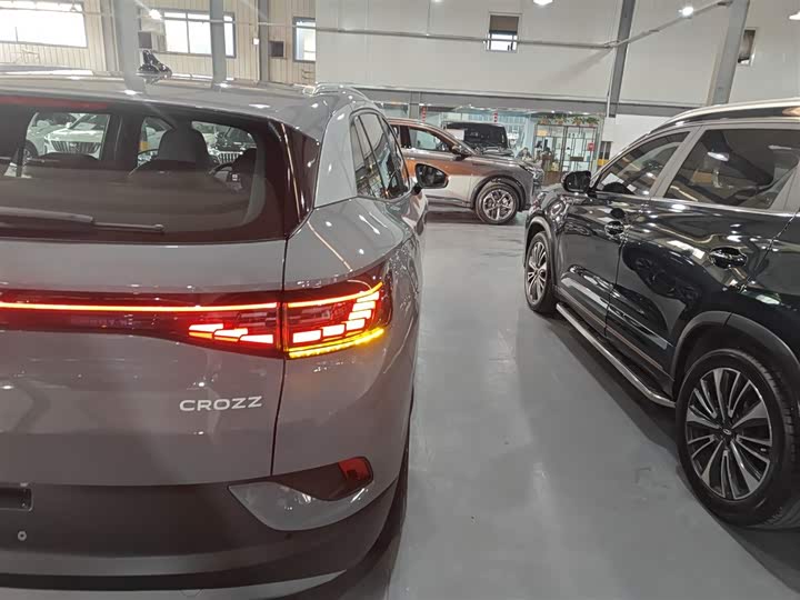 Фото 8 - Volkswagen ID.4 Crozz