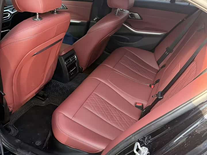 Фото 4 - BMW 3 Series