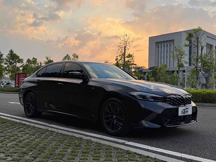 Фото 2 - BMW 3 Series