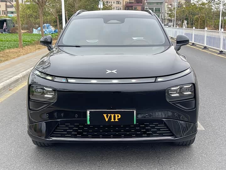 Фото 2 - XPeng G9