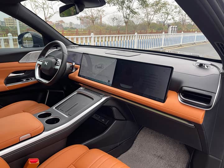 Фото 7 - XPeng G9