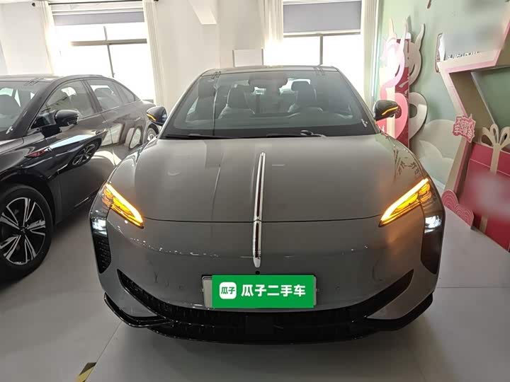 Фото 3 - Hongqi EH7