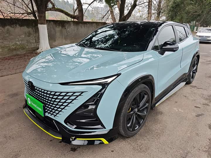 Фото 1 - Changan UNI-T