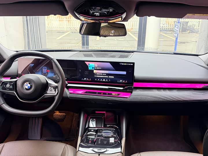 Фото 4 - BMW 5 Series