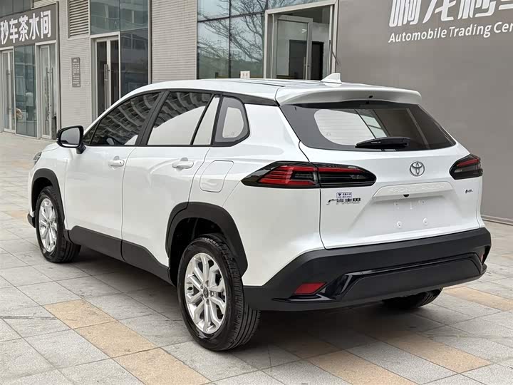 Фото 9 - Toyota Frontlander