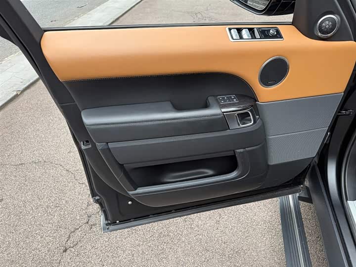 Фото 6 - Land Rover Range Rover Sport