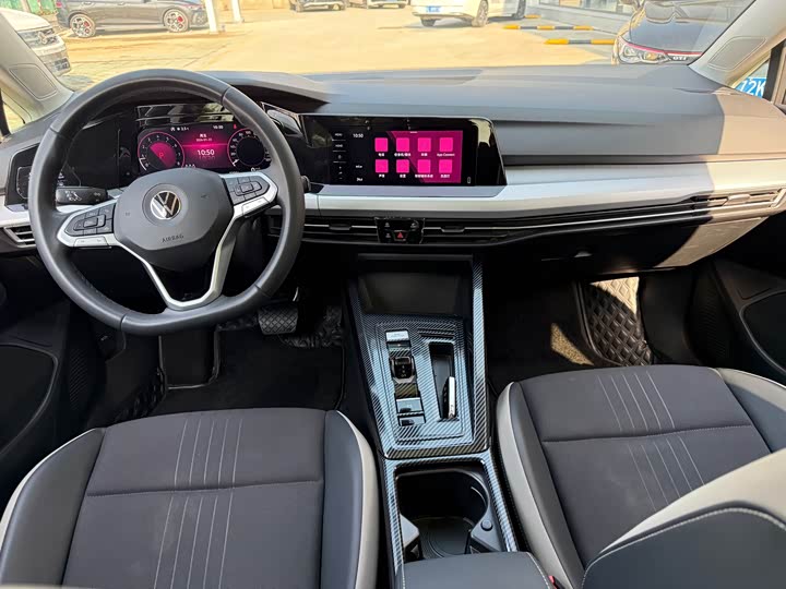 Фото 9 - Volkswagen Golf