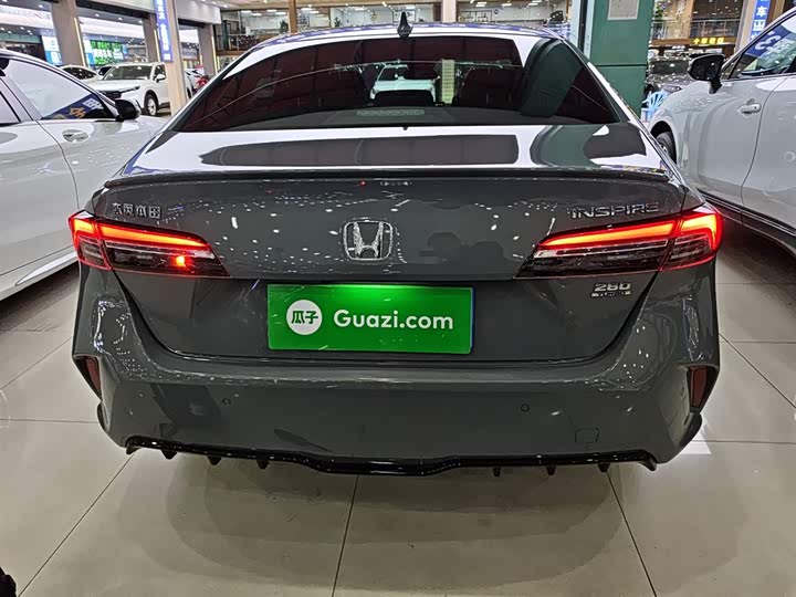 Фото 6 - Honda Inspire