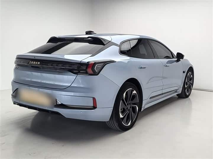 Фото 9 - Zeekr 001