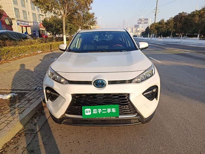 Фото 3 - Toyota Wildlander