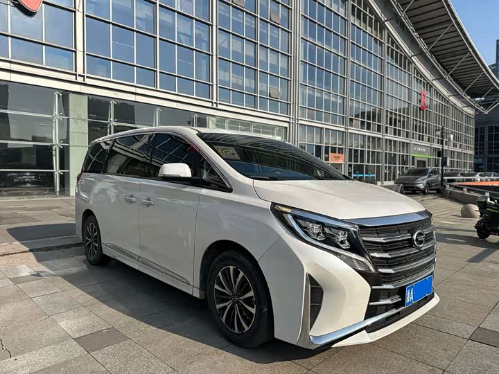 Фото 3 - GAC Trumpchi M8