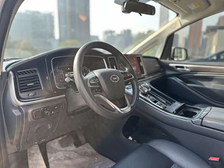 Фото 7 - GAC Trumpchi M8