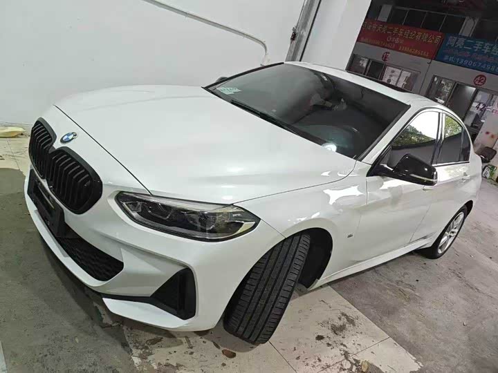 Фото 1 - BMW 1 Series