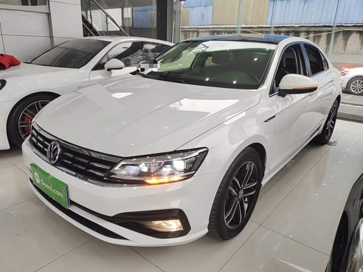 Фото 1 - Volkswagen Lamando L