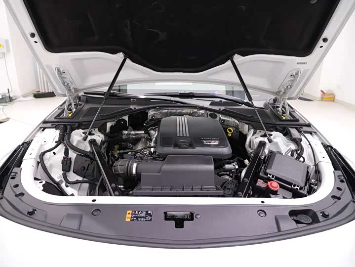 Фото 9 - Cadillac CT6