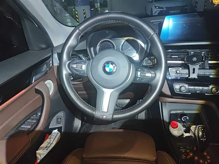 Фото 3 - BMW X1