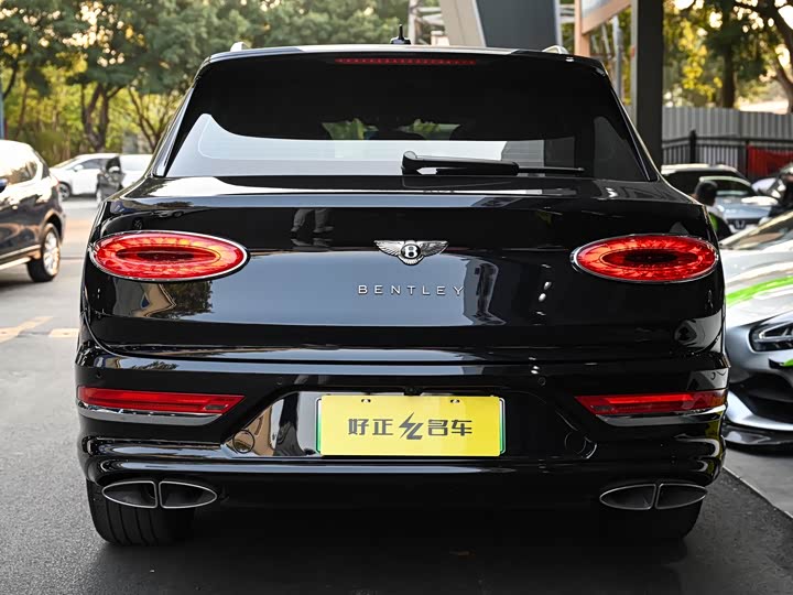 Фото 5 - Bentley Bentayga Hybrid