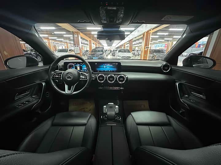 Фото 4 - Mercedes-Benz A-Class
